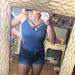 blue tank top